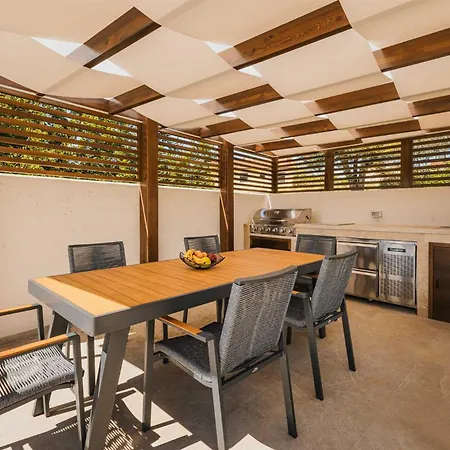 Villa Sandro By Awaytocroatia Poreč