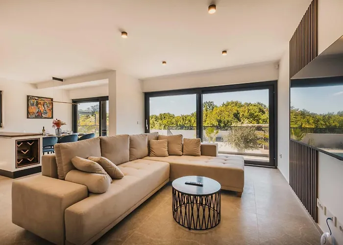 Villa Sandro By Awaytocroatia Poreč