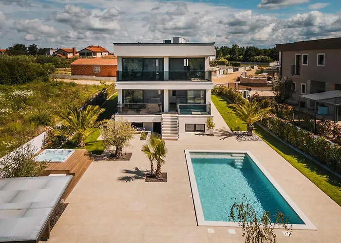 Villa Sandro By Awaytocroatia *