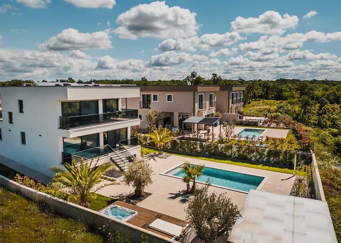 Sandro By Awaytocroatia