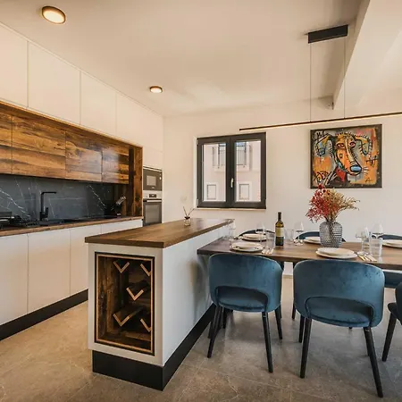 Sandro By Awaytocroatia Βίλα Πόρετς