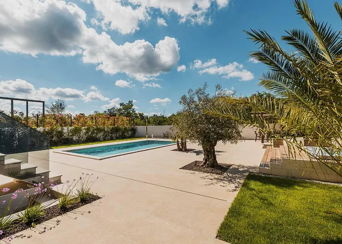 Villa Sandro By Awaytocroatia *