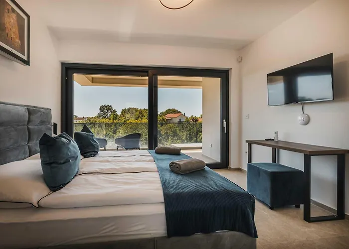 Sandro By Awaytocroatia Βίλα Πόρετς