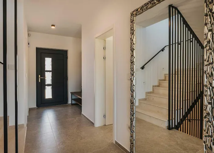 Sandro By Awaytocroatia *