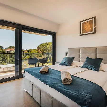 Sandro By Awaytocroatia 포레치